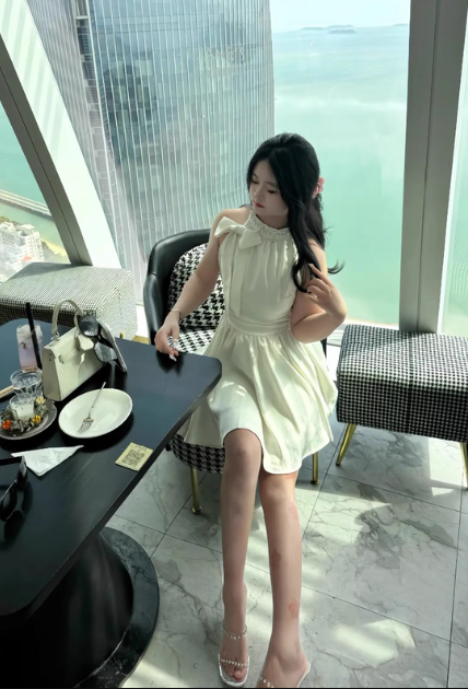 Shiny Pearl Rhinestone Bowknot Pleated Short Party Dress Women Summer Sweet Princess Dress D1957