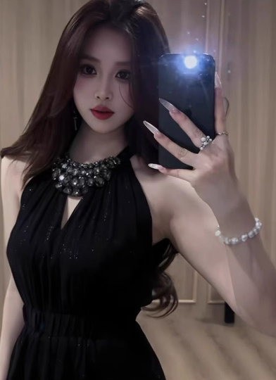 Shiny A Line Halter Crystal Black Pleated Casual Short Party Dress Women Summer Date Dress D1958