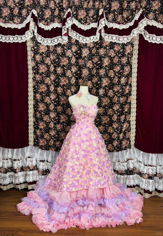 Süßes trägerloses Blumenkleid mit Rüschen und Stufen, Geburtstagspartykleid, Quinceanera-Kleid, Ballkleid, Abendkleid D1985