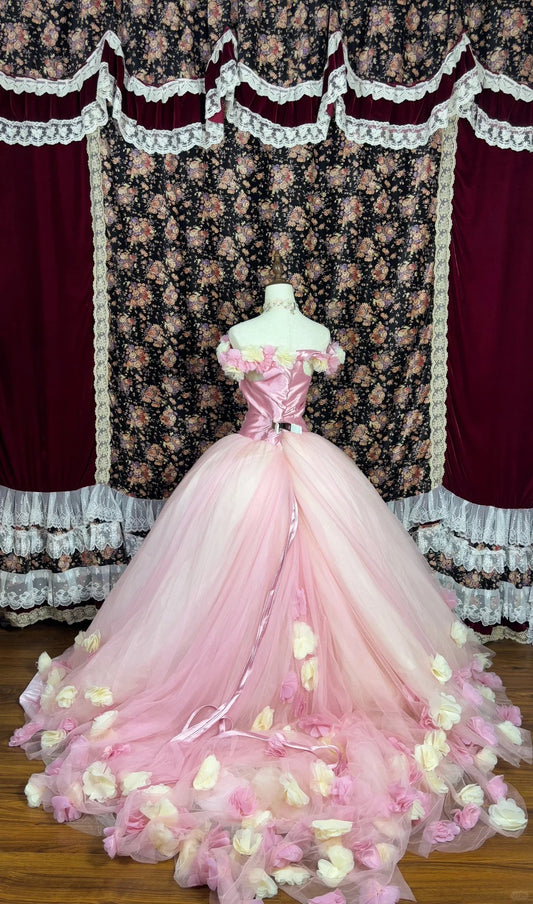 Süßes trägerloses Blumen-Plissee-Tüll-Ballkleid-Geburtstagskleid Quinceanera-Kleid Ballkleid Abendkleid D1986