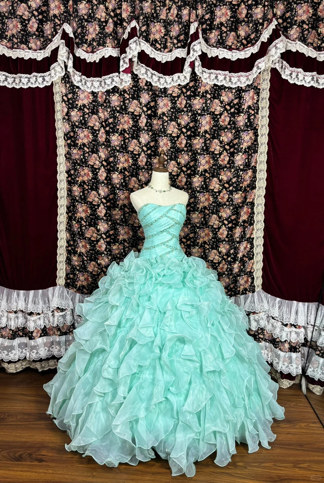 Cute Strapless Crystal Beading Pleated Ruffle Ball Gown Prom Dress Quinceanera Evening Dance D2010