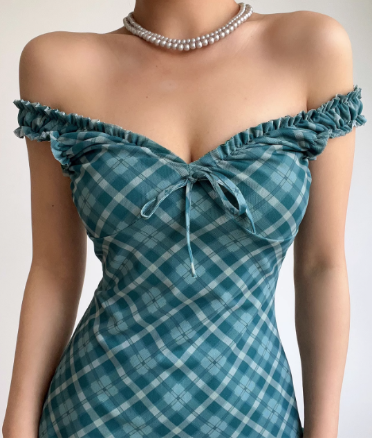 Vintage Off the Shoulder Pleated Checkered Short Skirt Women Dress Summer Date Dress D2035