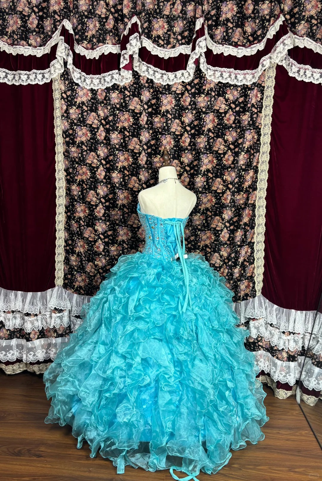 Shiny Sweetheart Neckline Crystal Pleated Ball Gown Evening Dress Prom Dress Graduation Dress Sweet 16 Dress D2084