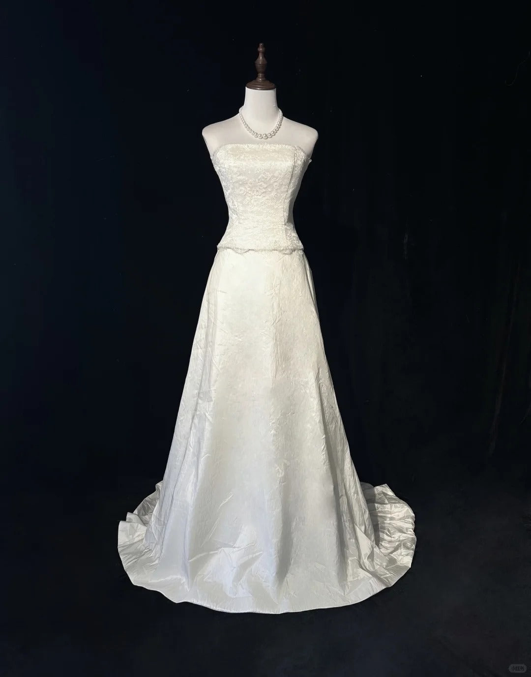 Elegant A Line Strapless Lace Floor Length Prom Dress Wedding Dress Evening Dress Party Dress D2124
