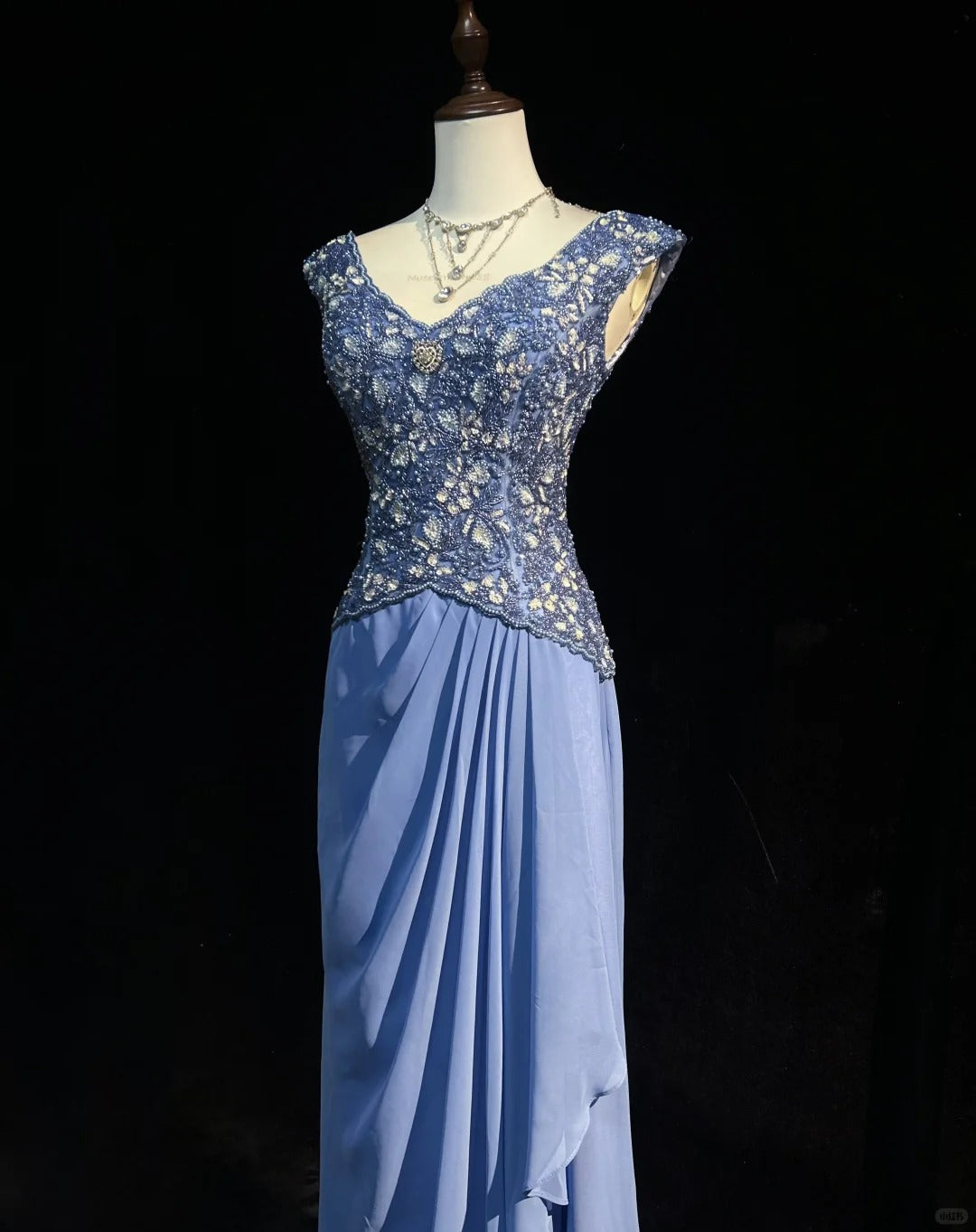 Gergous V-neck Beading Sequins Pleated Floor Length Prom Dress Evening Dress Party Dress D2125