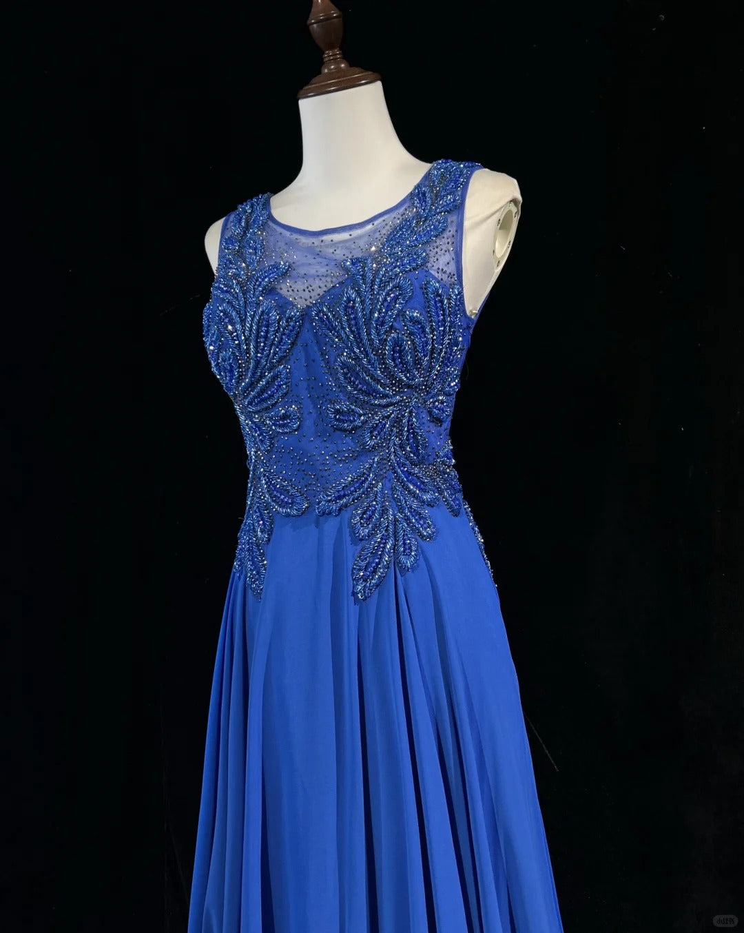 Gorgeous Crew Neck Beading Sequins Pleated Prom Dress Evening Dress Party Dress D2128