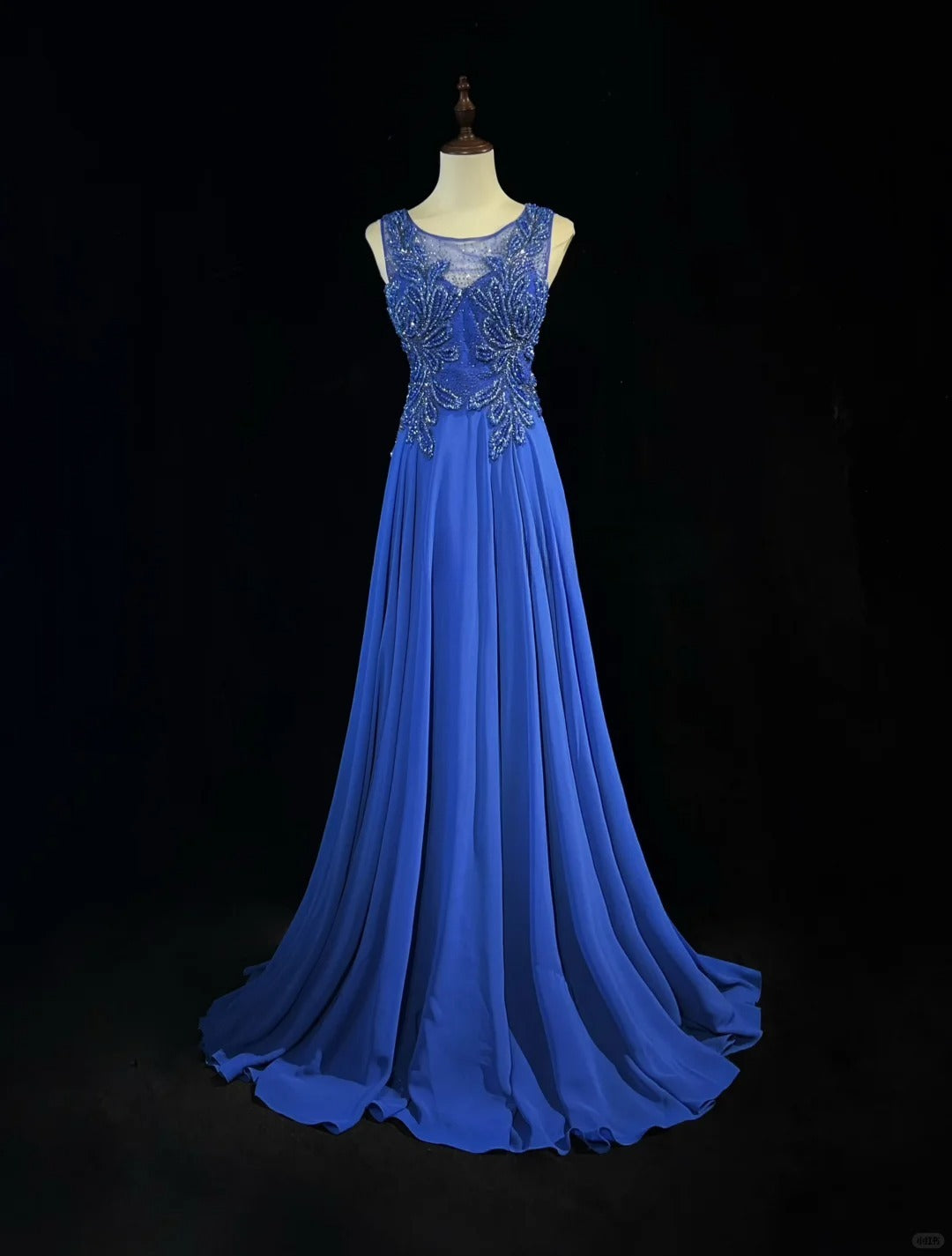 Gorgeous Crew Neck Beading Sequins Pleated Prom Dress Evening Dress Party Dress D2128