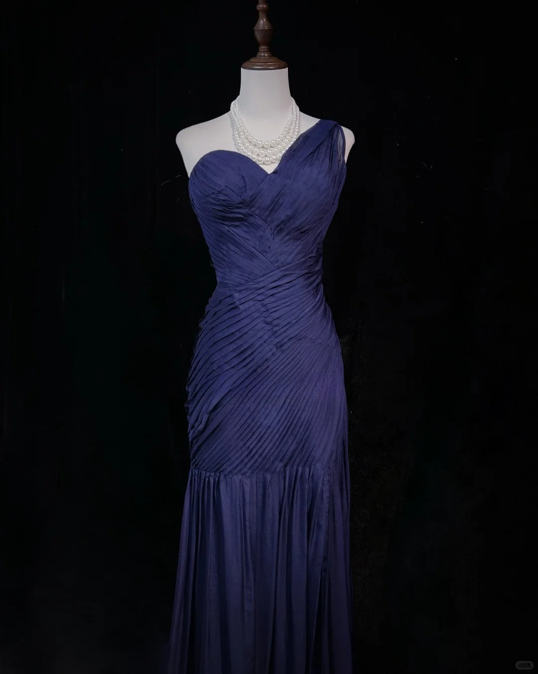Beauty Asymmetrical Shoulder Pleated Backless Prom Dress Evening Dress Party Dress D2133