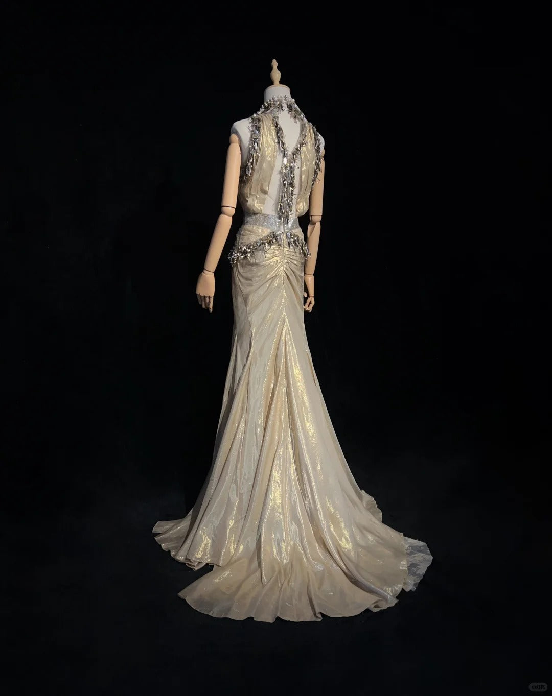 Shiny High Collar Sequins Pleated Floor Length Gown Prom Dress Evening Dress Gala Dress D2158
