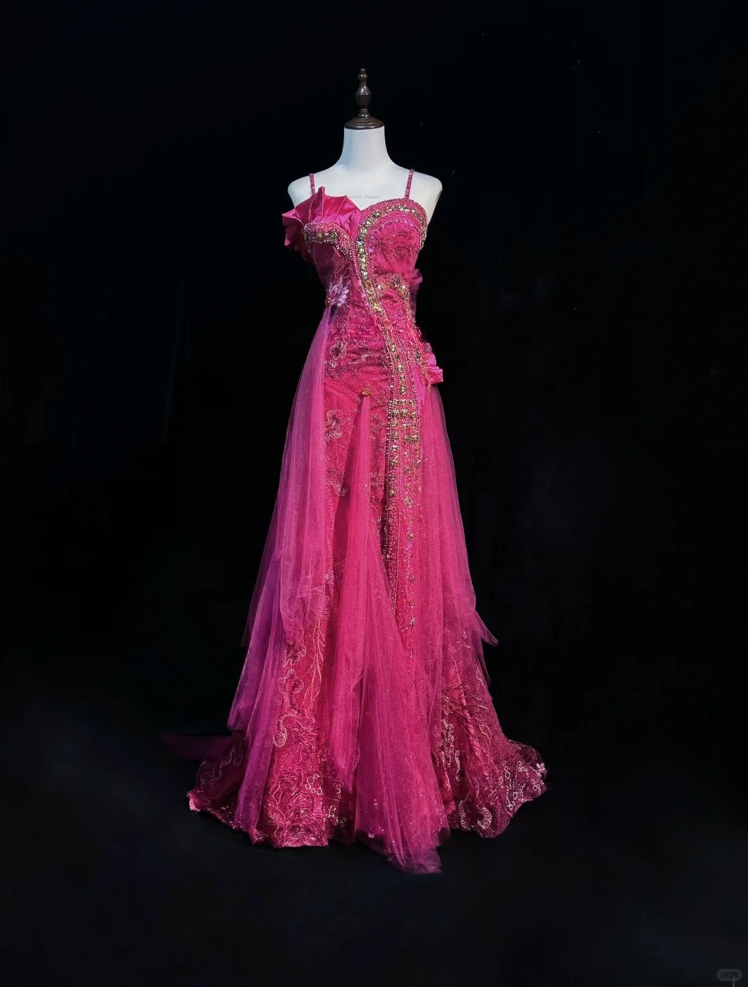 Gorgeous Spaghetti Straps Crystal Sequins Tulle Floor Length Gown Prom Dress Evening Dress D2159