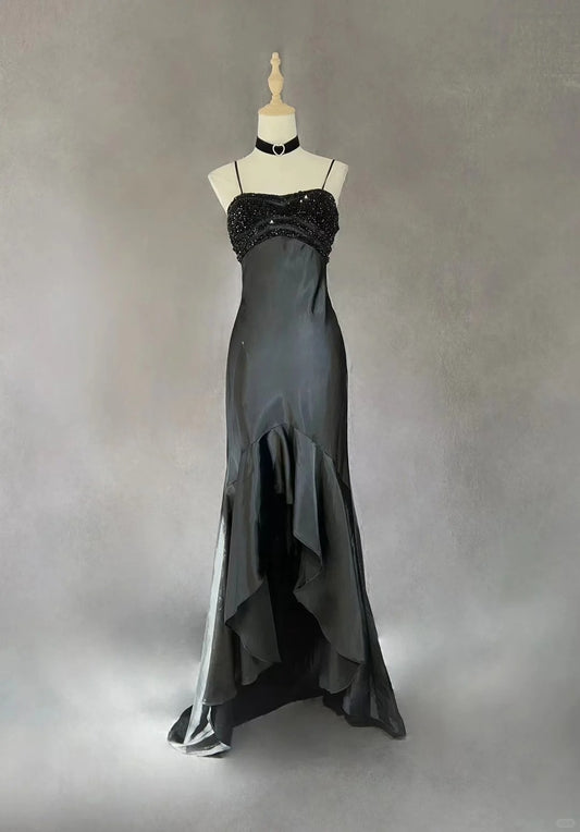 Elegantes Spaghettiträger-Ballkleid mit Perlenbesatz und Rüschen, Abendkleid, Galakleid D2168