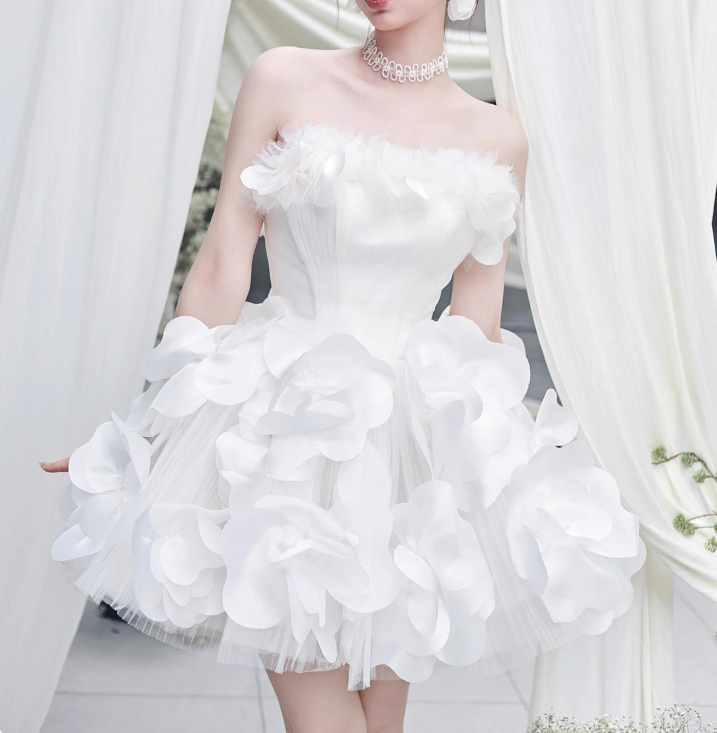 Beauty White Strapless Short Prom Dress Back to School Outfits Homecoming Dress Quinceanera Dress Party Dress D2195