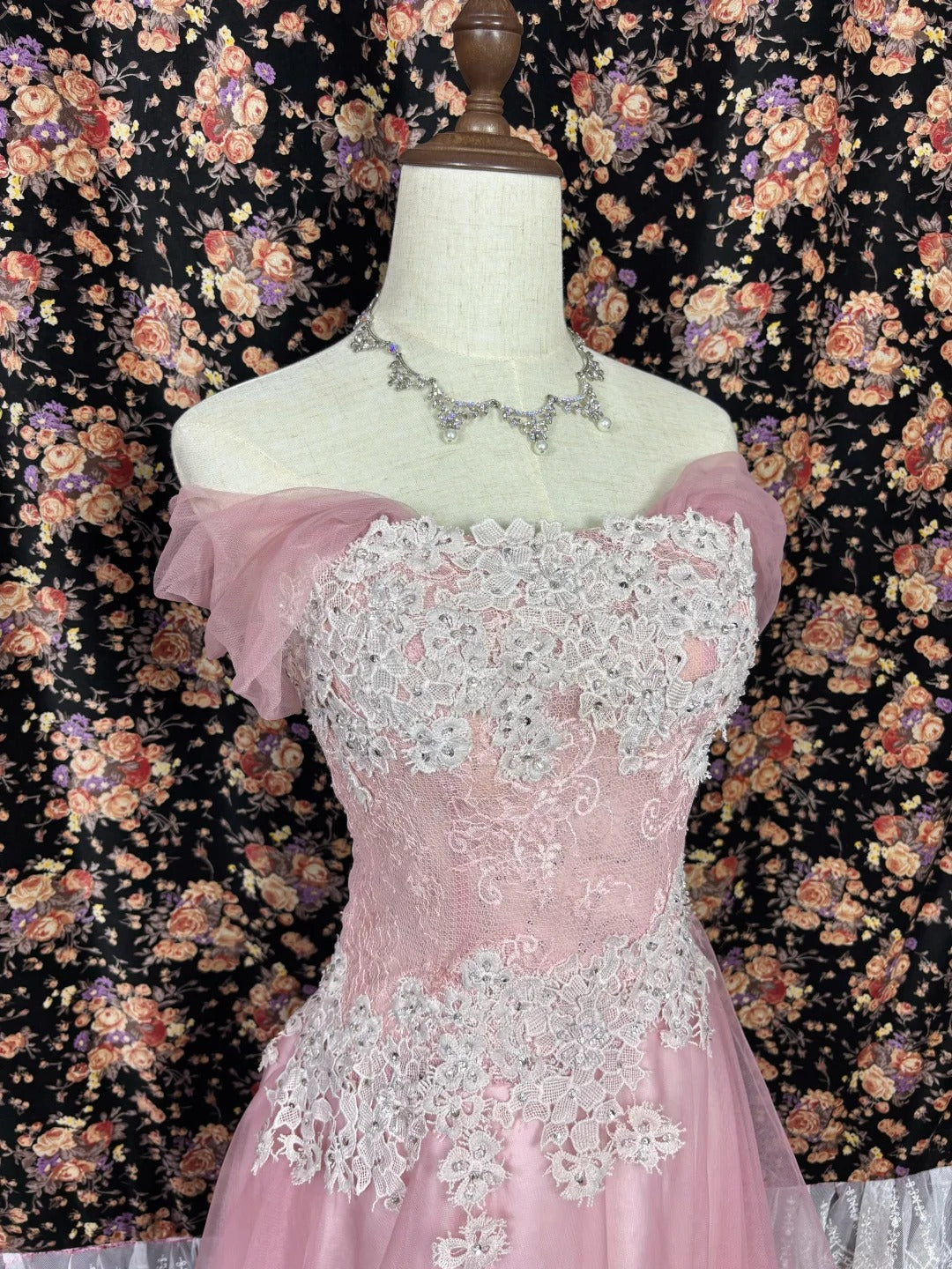 Sweet Off the Shoulder Appliques Tulle Floor Length Prom Dress Evening Dress Party Dress D2225