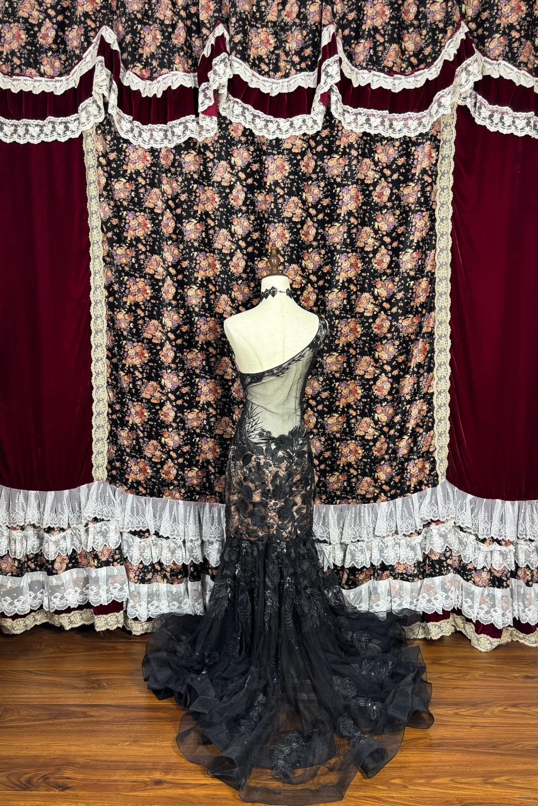 Gorgeous Black Asymmetrical Shoulder Embroidered Flower Floor Length Prom Dress Evening Dress Party Dress D2227