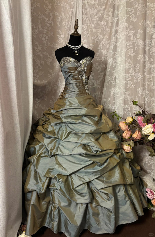 Elegantes Ballkleid Herzausschnitt Plissee Blumen Galakleid Abendkleid Ballkleid D2244