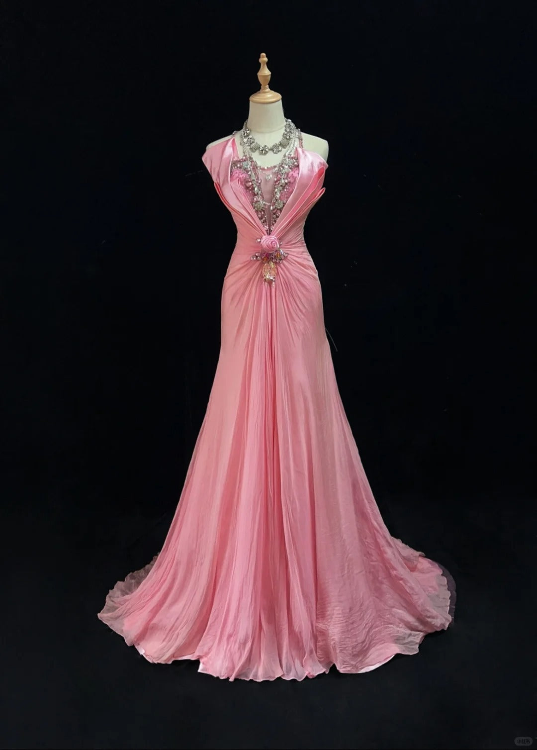 Elegant Prom Dress Spaghetti Straps Crystal Gala Dress Evening Dress Dancing Dress D2248