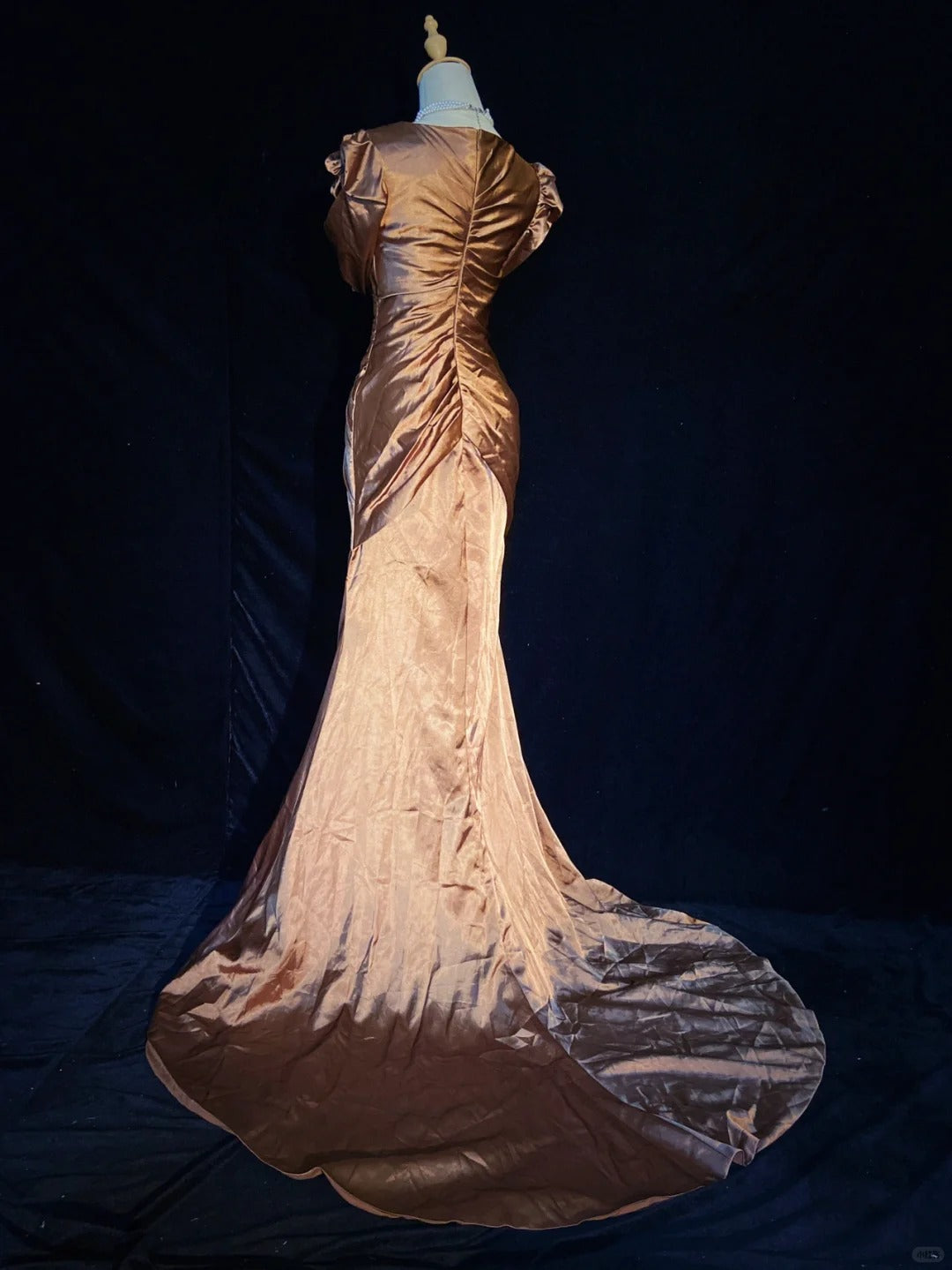 Elegant Prom Dress V-neck Pleated Floor Length Evening Dress Gala Dress Business Dinner Dress D2305