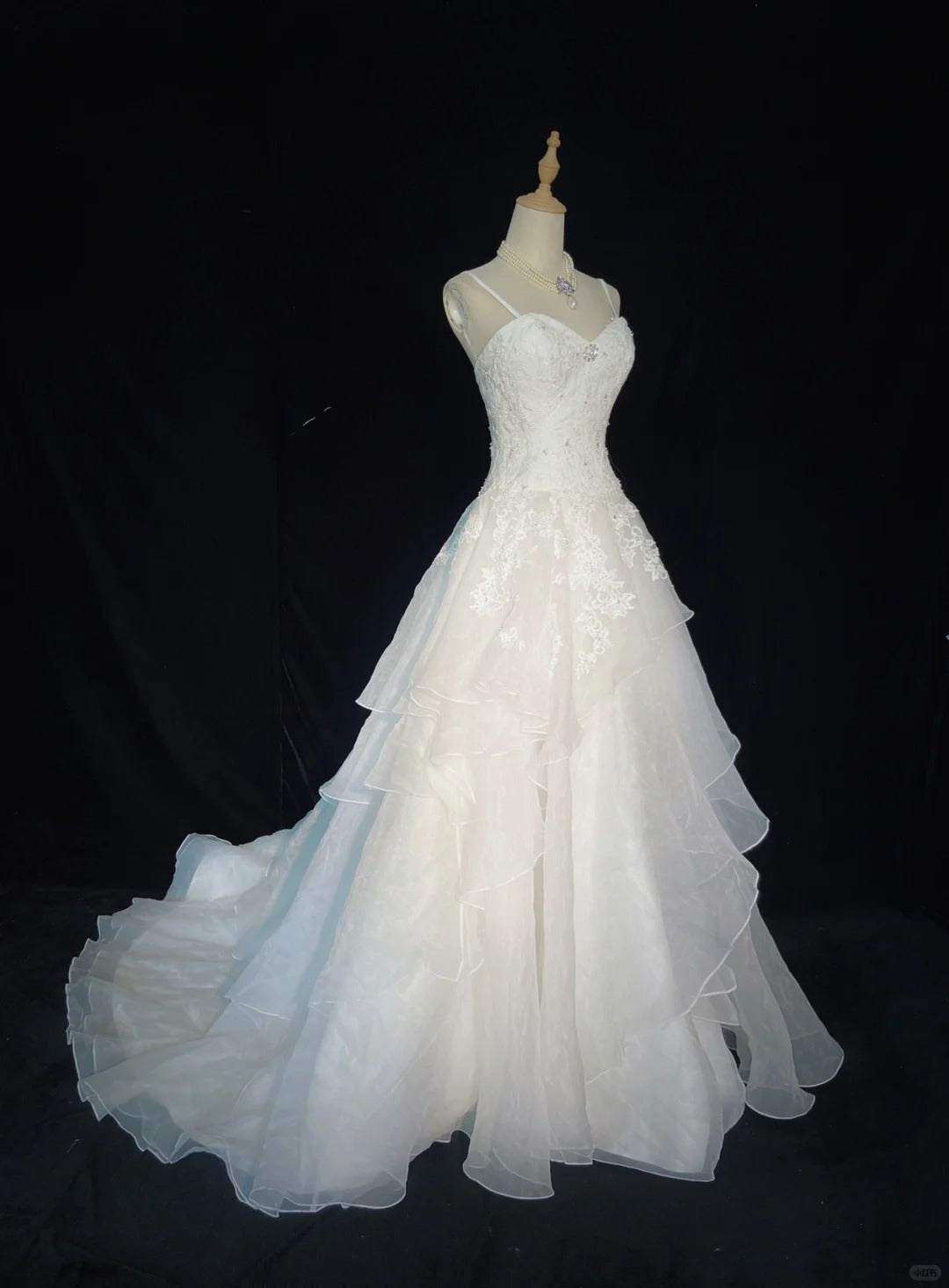 Elegant Wedding Dress Spaghetti Straps Tiered Ruffle Wedding Dress Evening Dress Gala Dress D2309