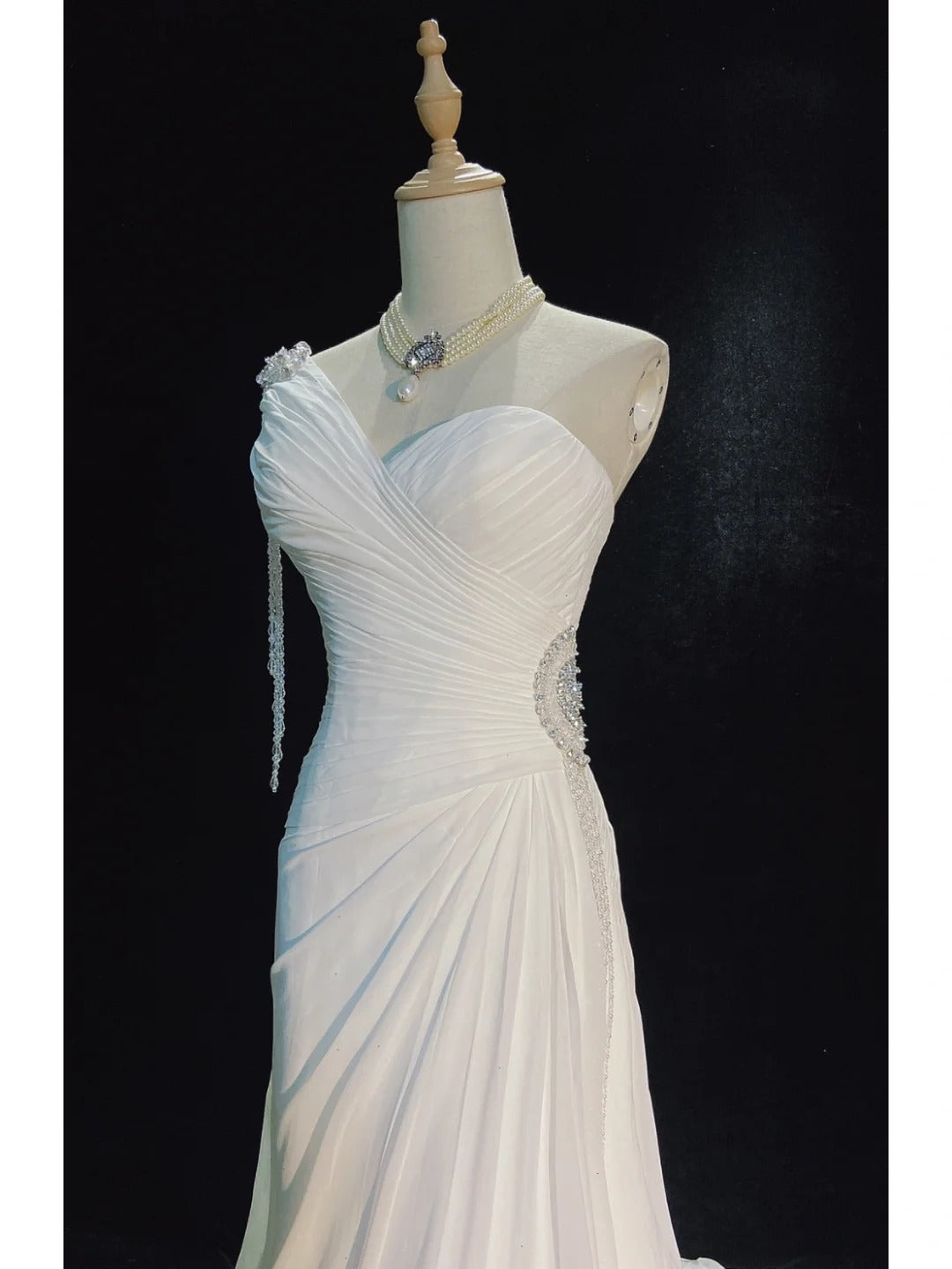 Elegant Wedding Dress Asymmetrical Neck Pleated Wedding Dress Evening Dress Gala Dress Prom Dress D2310