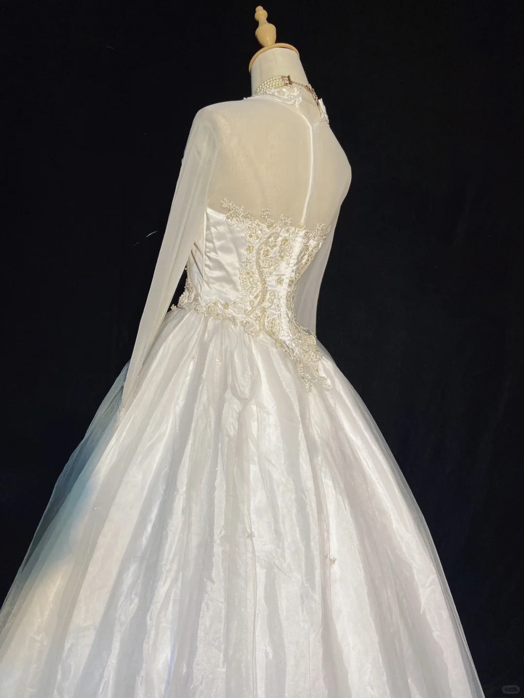 Elegant Wedding Dress Square Neck Pearl Wedding Dress Ball Gown Gala Dress Prom Dress D2311