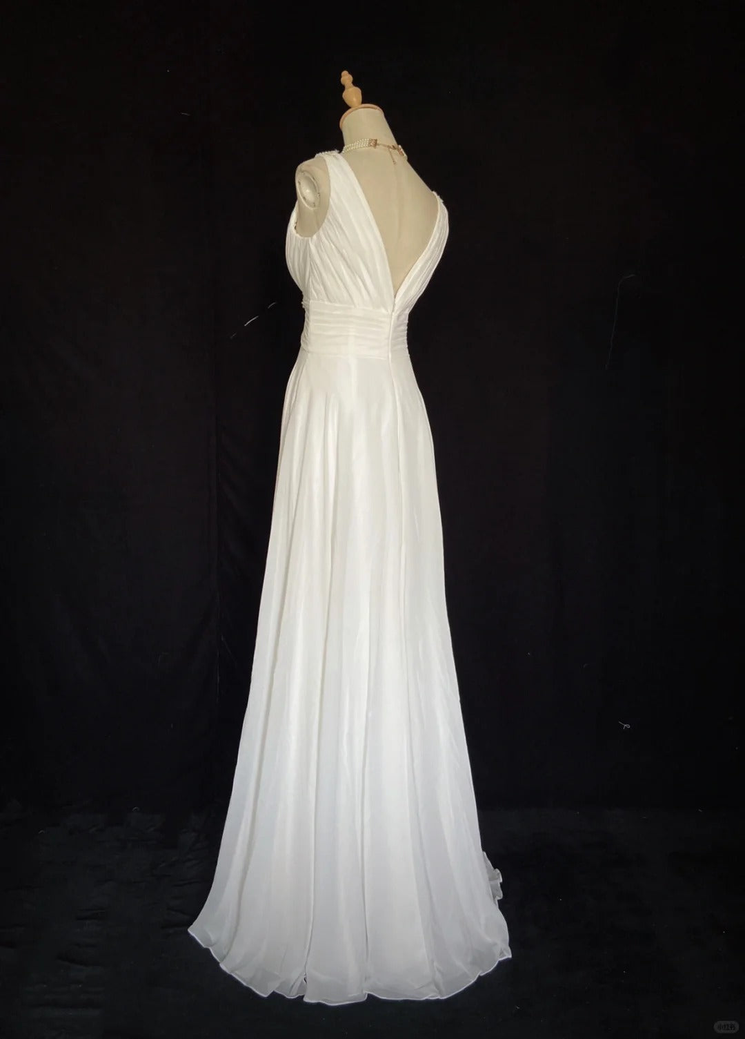 Charming Wedding Dress V-neck Pleated Backless Wedding Dress Gala Dress Prom Dress D2313