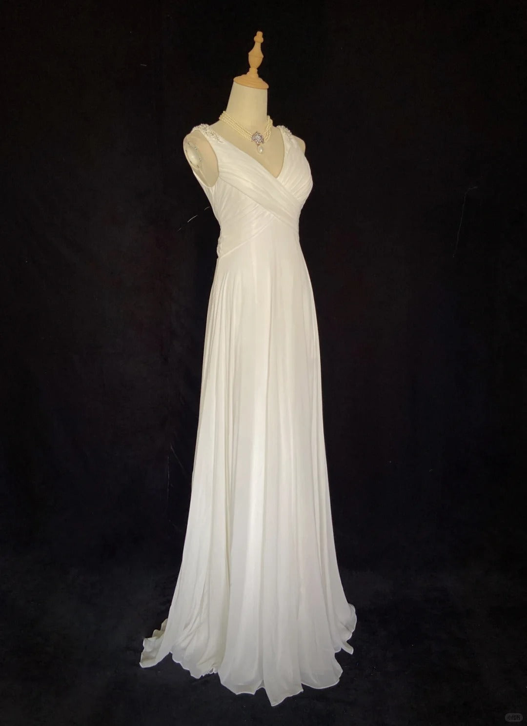 Charming Wedding Dress V-neck Pleated Backless Wedding Dress Gala Dress Prom Dress D2313