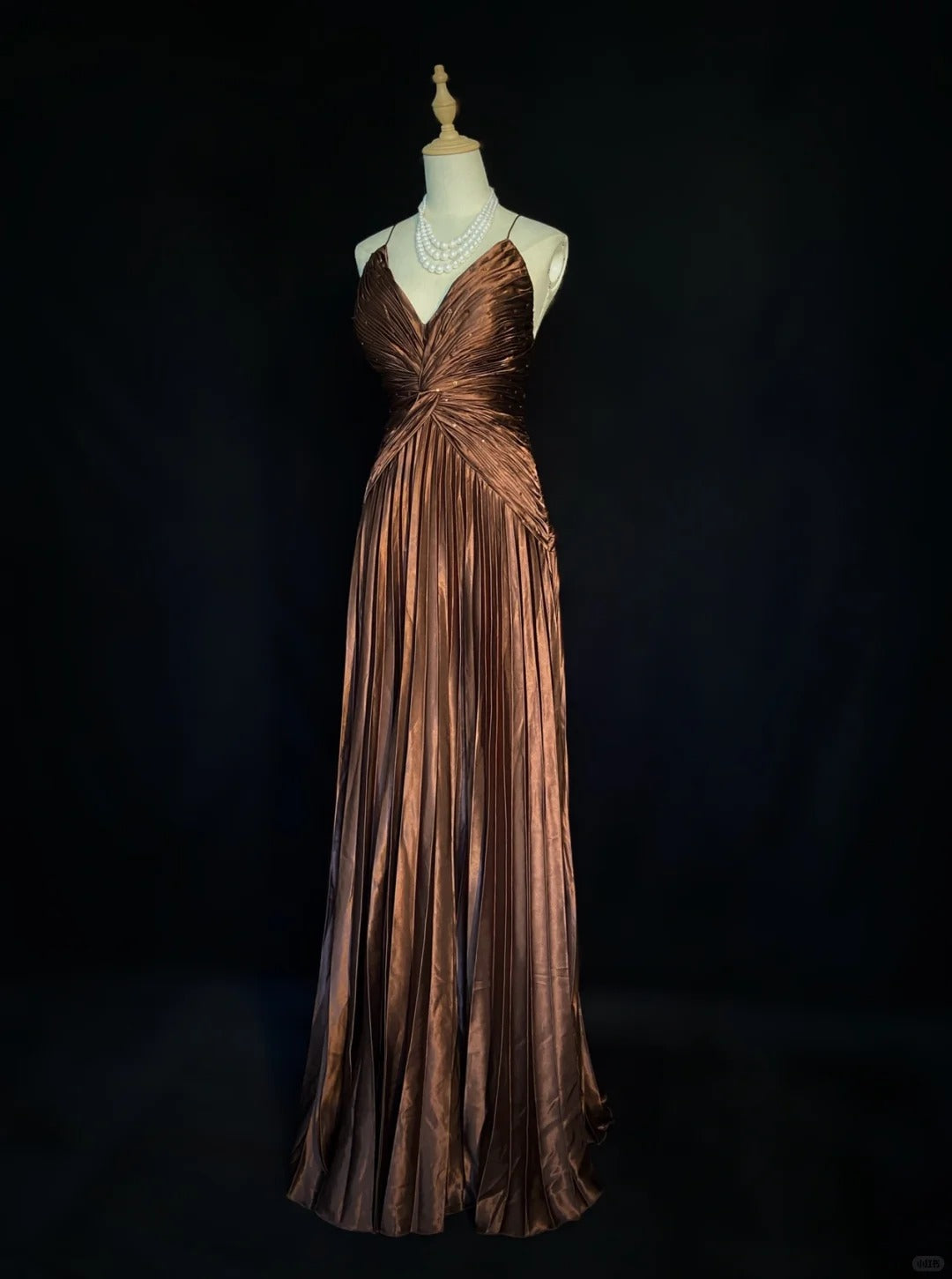 Gorgeous Prom Dress Spaghetti Straps Pleated Business Dinner Dress Evening Dress Gala Dress D2315