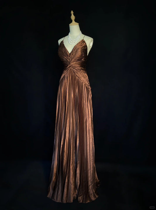 Superbe robe de bal à bretelles spaghetti plissée, robe de soirée, robe de gala D2315