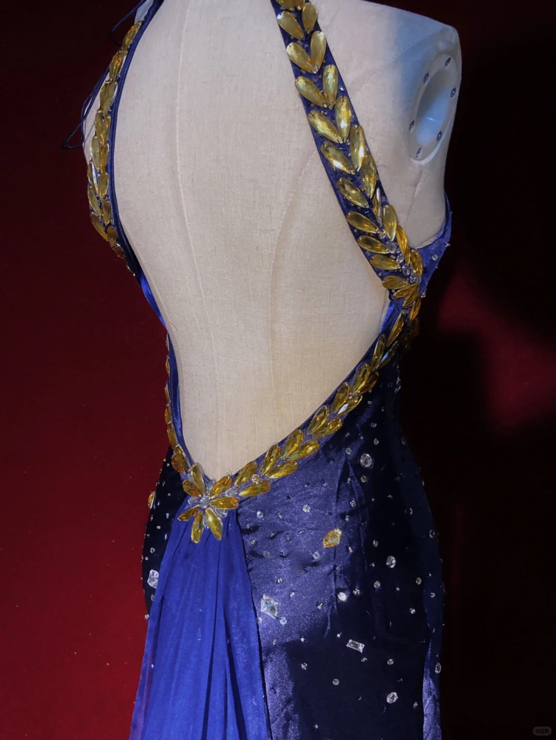 Sexy Prom Dress Halter Crystal Gala Dress Evening Dress Prom Gown Business Dinner Dress D2321