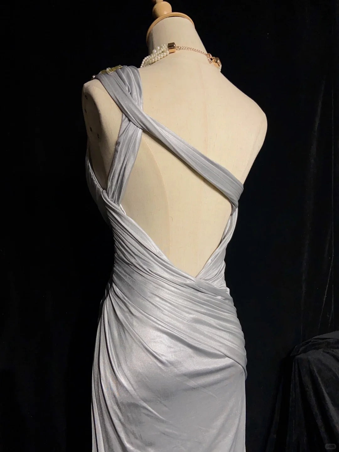 Elegant Prom Dress One Shoulder Blackless Pleated Gala Dress Evening Dress Business Dinner Dress D2325