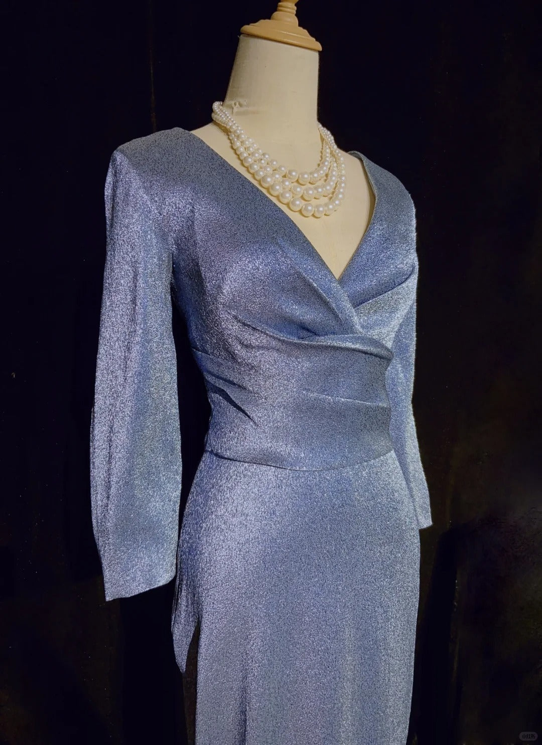Shiny Prom Dress V-neck Long Sleeves Pleated Prom Gown Evening Dress Business Dinner Dress Gala Dress D2342