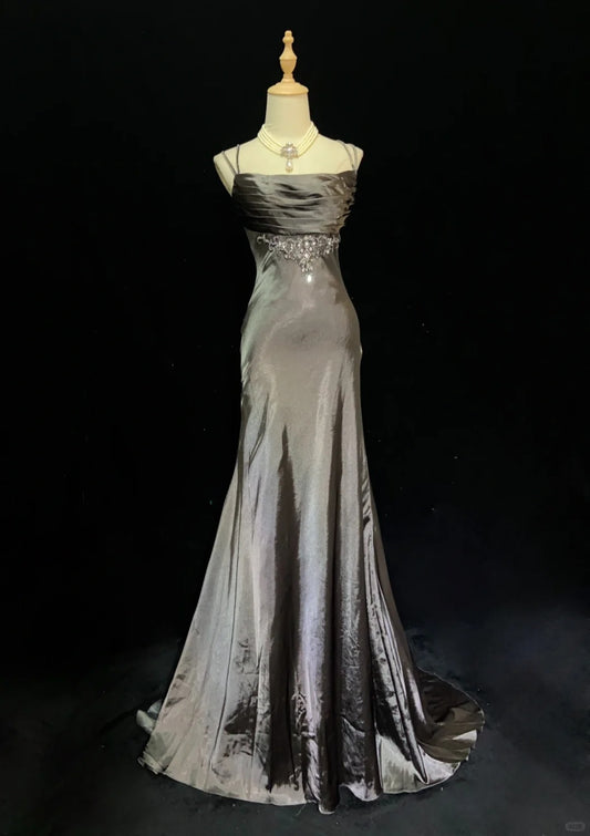 Jolie robe de bal à bretelles spaghetti plissée dos nu, robe de soirée, robe de gala, robe de dîner d'affaires D2349
