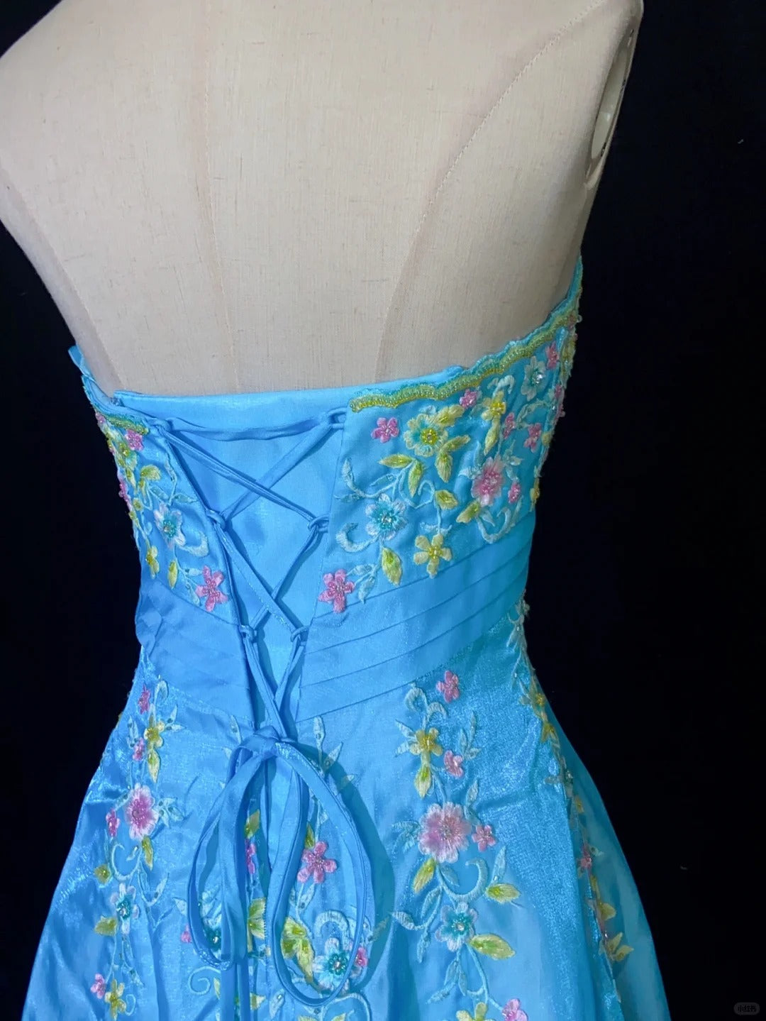 Sweet Prom Dress A Line Strapless Embriodered Prom Gown Gala Dress Party Dress Evening Dress Princess Dress D2358