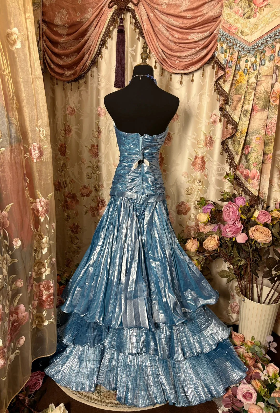 Stunning Prom Dress Strapless Pleated Ruffle Prom Gown Evening Gala Dress Business Dinner Dress D2375