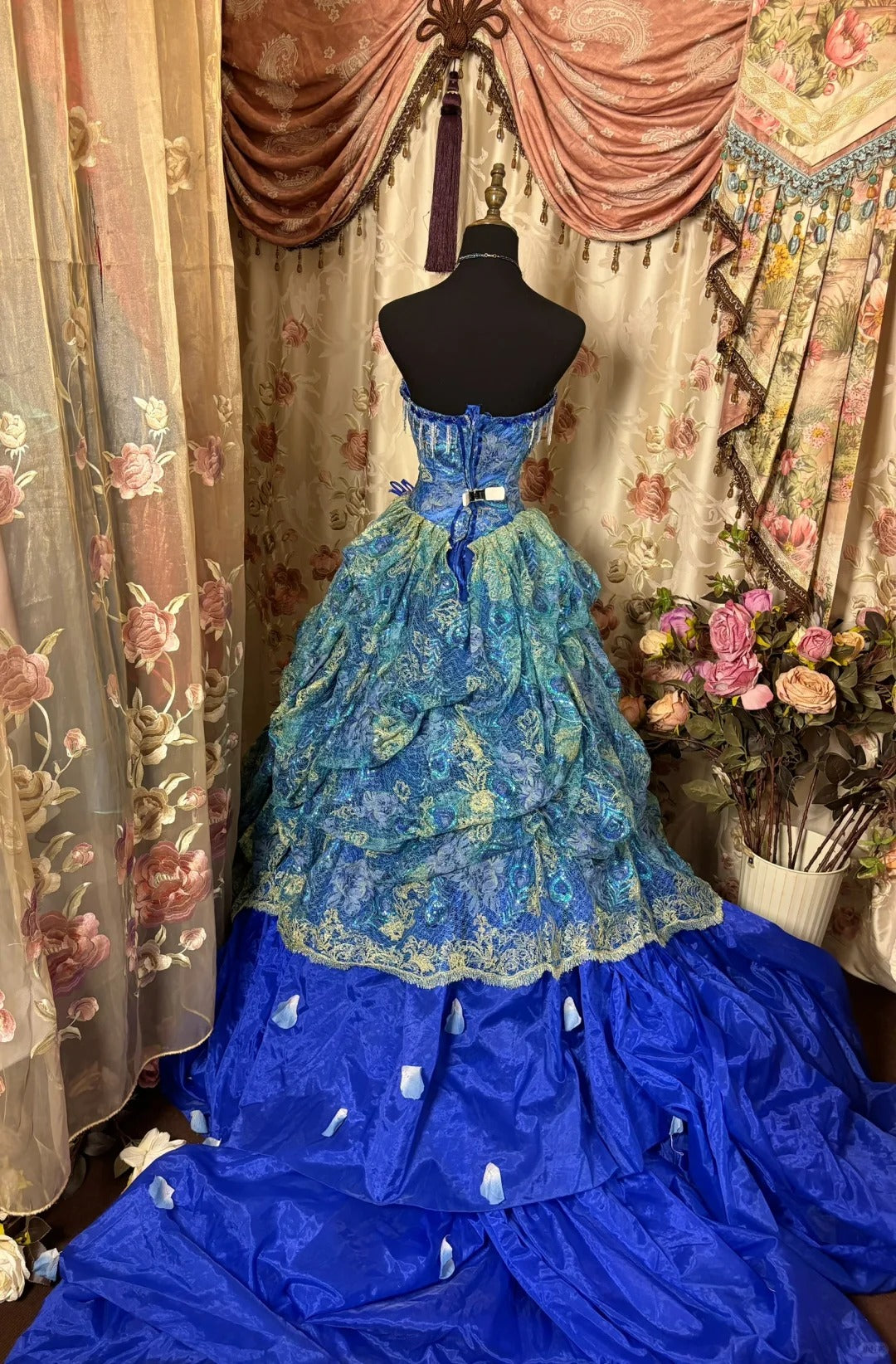 Stunning Prom Dress Strapless Pleated Ball Gown Evening Dress Birthday Dress D2377