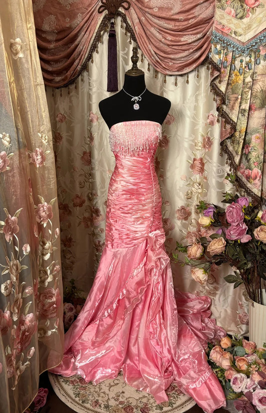 Sweet Prom Dress Strapless Pleated Mermaid Prom Gown Evening Dress Birthday Dress Business Dinner Dress   D2386