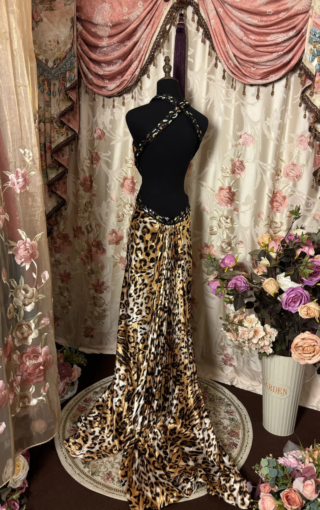 Sexy Ballkleid Neckholder Rückenfrei Leopardenmuster Langes Ballkleid Abendkleid Galakleid Partykleid D2403