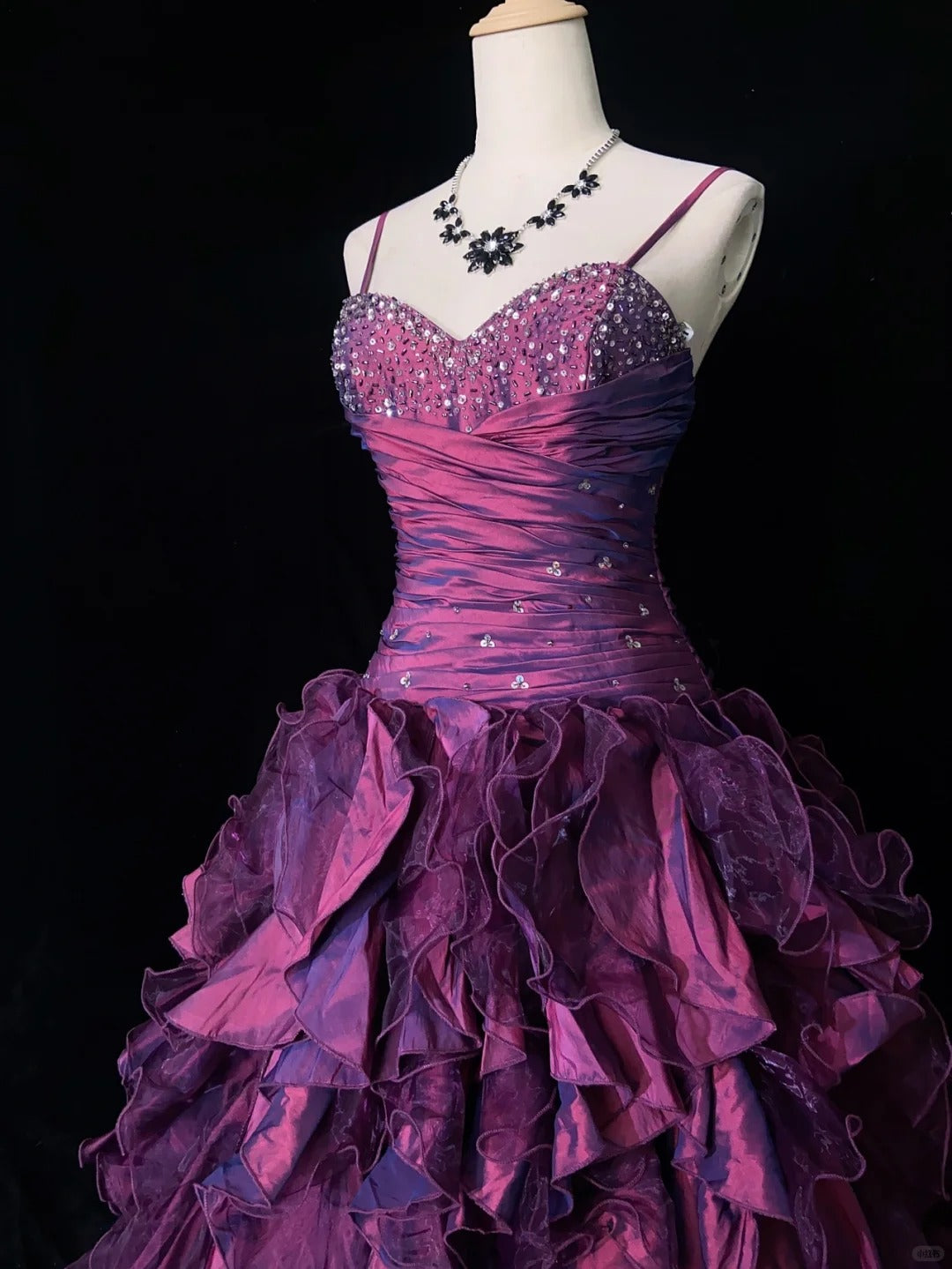Charming Prom Dress Spaghetti Straps Pleated Ruffle Ball Gown Evening Dress Gala Dress D2456