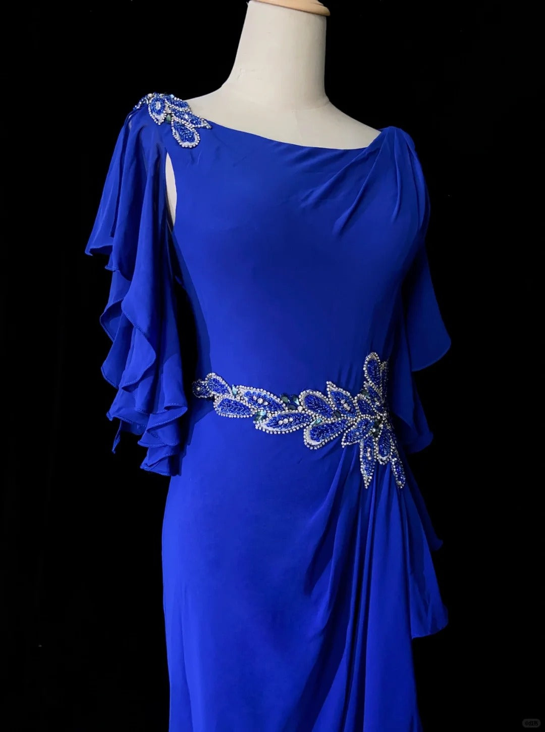 Robe de bal élégante, col ras du cou, ourlet asymétrique, robe de soirée, robe de gala, robe de dîner d'affaires D2418