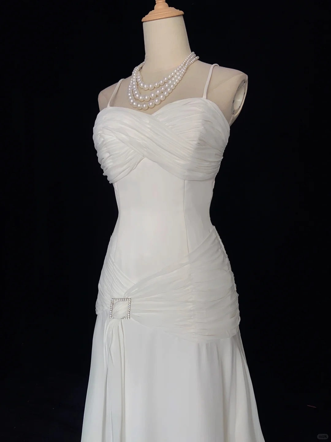 Elegantes Ballkleid Spaghettiträger Plissee Ballkleid Abendkleid Galakleid Business Dinnerkleid Brautkleid D2427