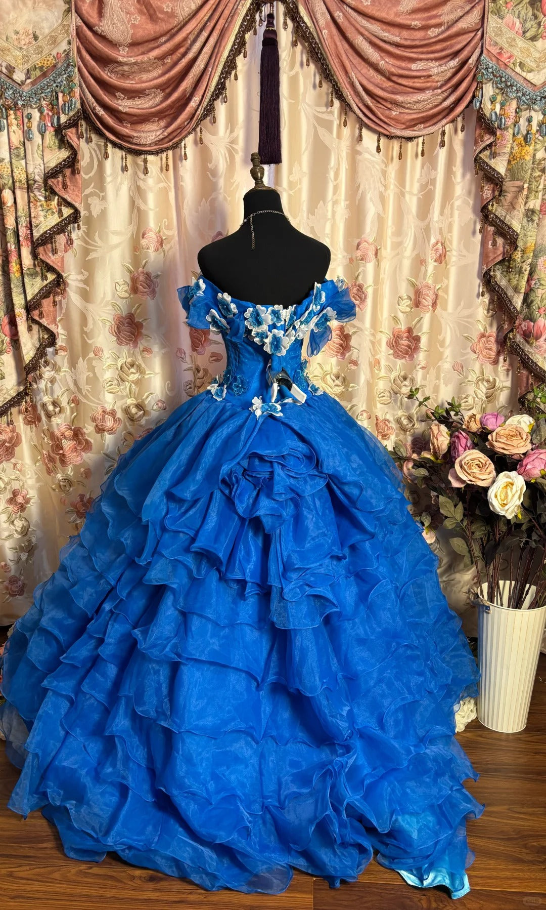Pretty Prom Dress Sweetheart Flower Ruffle Pleated Ball Gown Evening Dress Gala Dress Masquerade Ball D2490