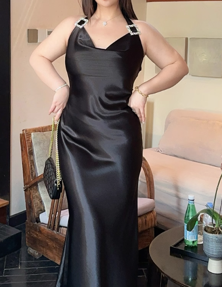 Elegantes Ballkleid Neckholder Ballkleid Abendkleid Partykleid Galakleid D2499