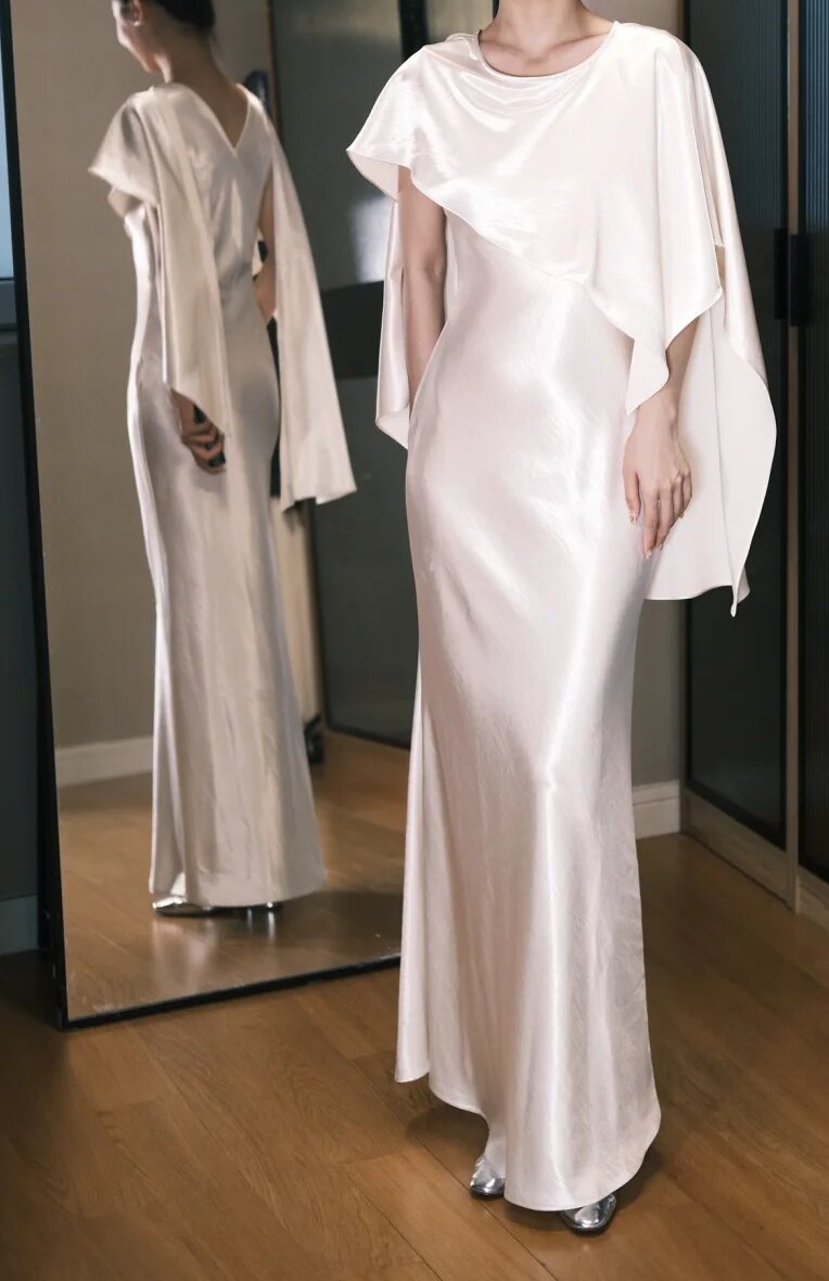 Charmante robe de bal en satin à col ras du cou, robe de soirée, robe de gala D2548