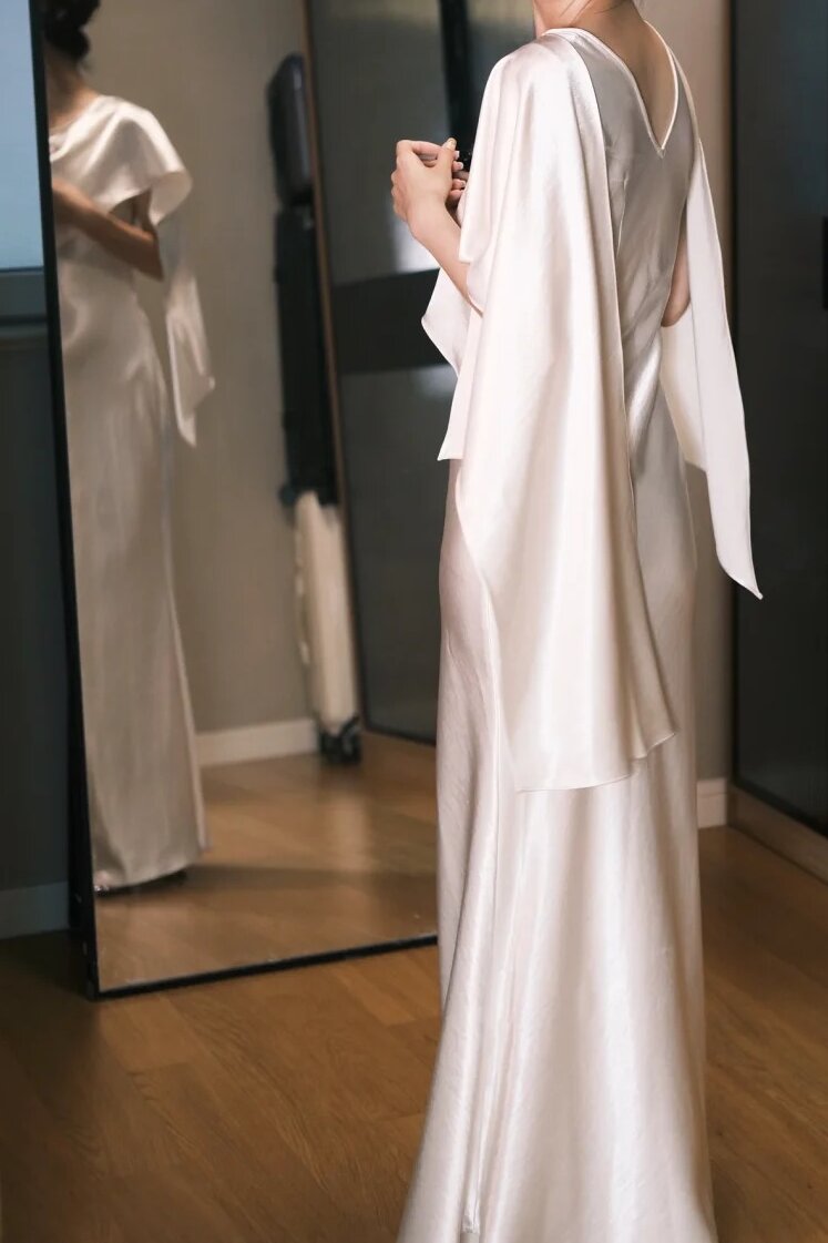 Charmante robe de bal en satin à col ras du cou, robe de soirée, robe de gala D2548