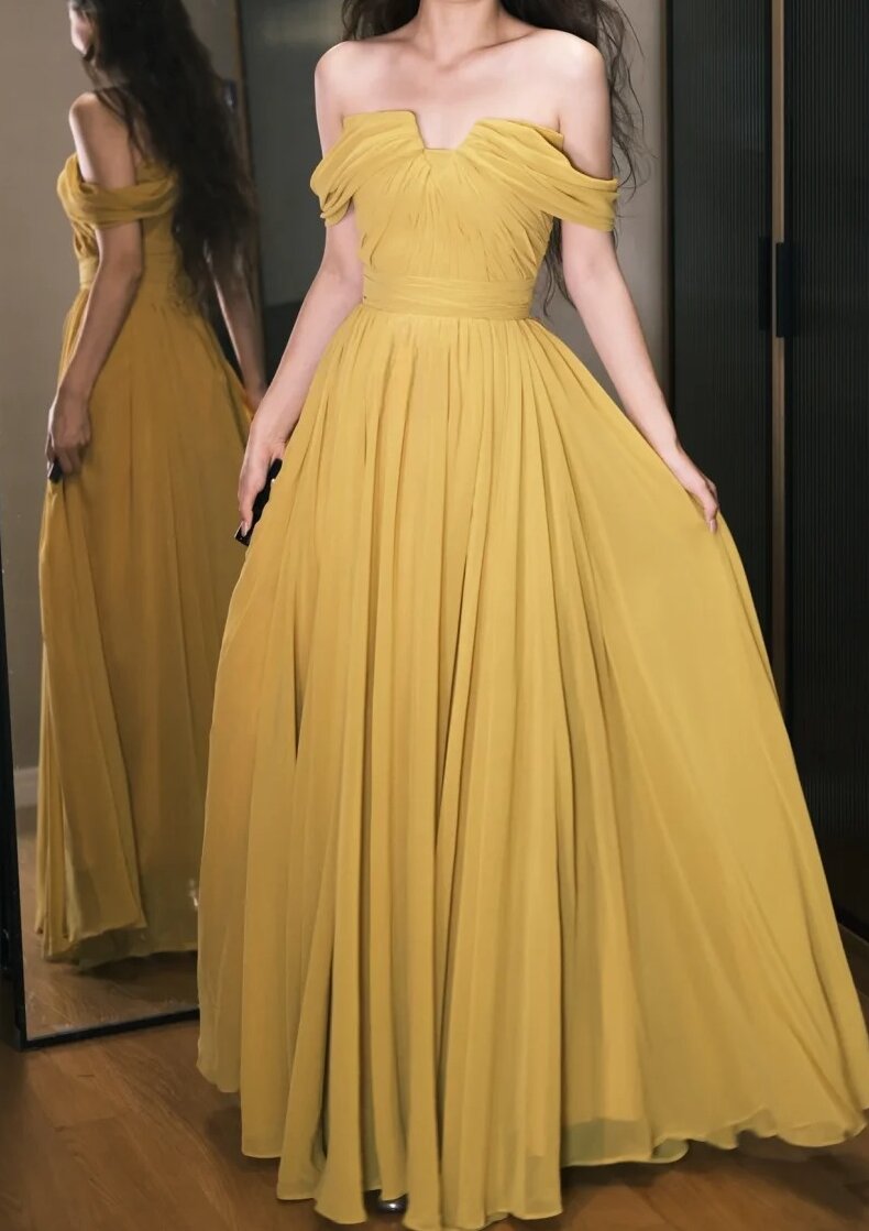 Robe de bal élégante, coupe trapèze, sans bretelles, plissée, robe de soirée, robe de gala, D2551