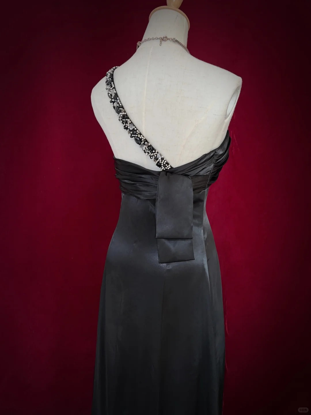 Gorgeous Prom Dress One Shoulder Black Pleated Prom Gown Evening Dress Gala Dress D2565