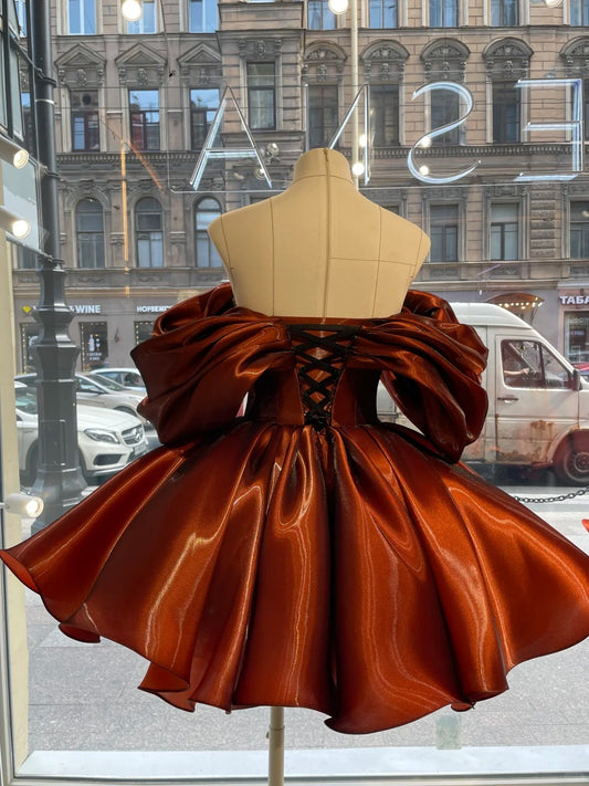 Jolie robe de soirée plissée à épaules dénudées, robe de fête d'anniversaire, robe de bal courte D2609