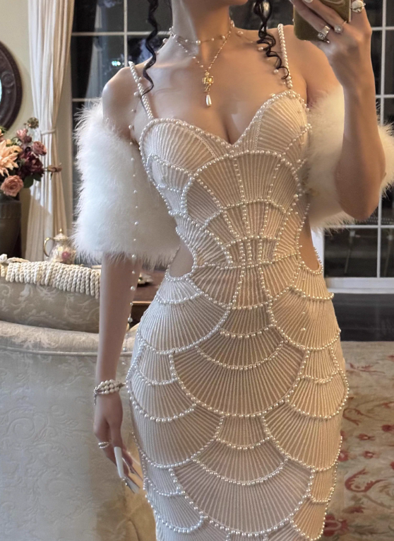 Stunning Prom Dress Spaghetti Straps Pearl Evening Dresses Birthday Party Dress Prom Gown Gala Dress D2616
