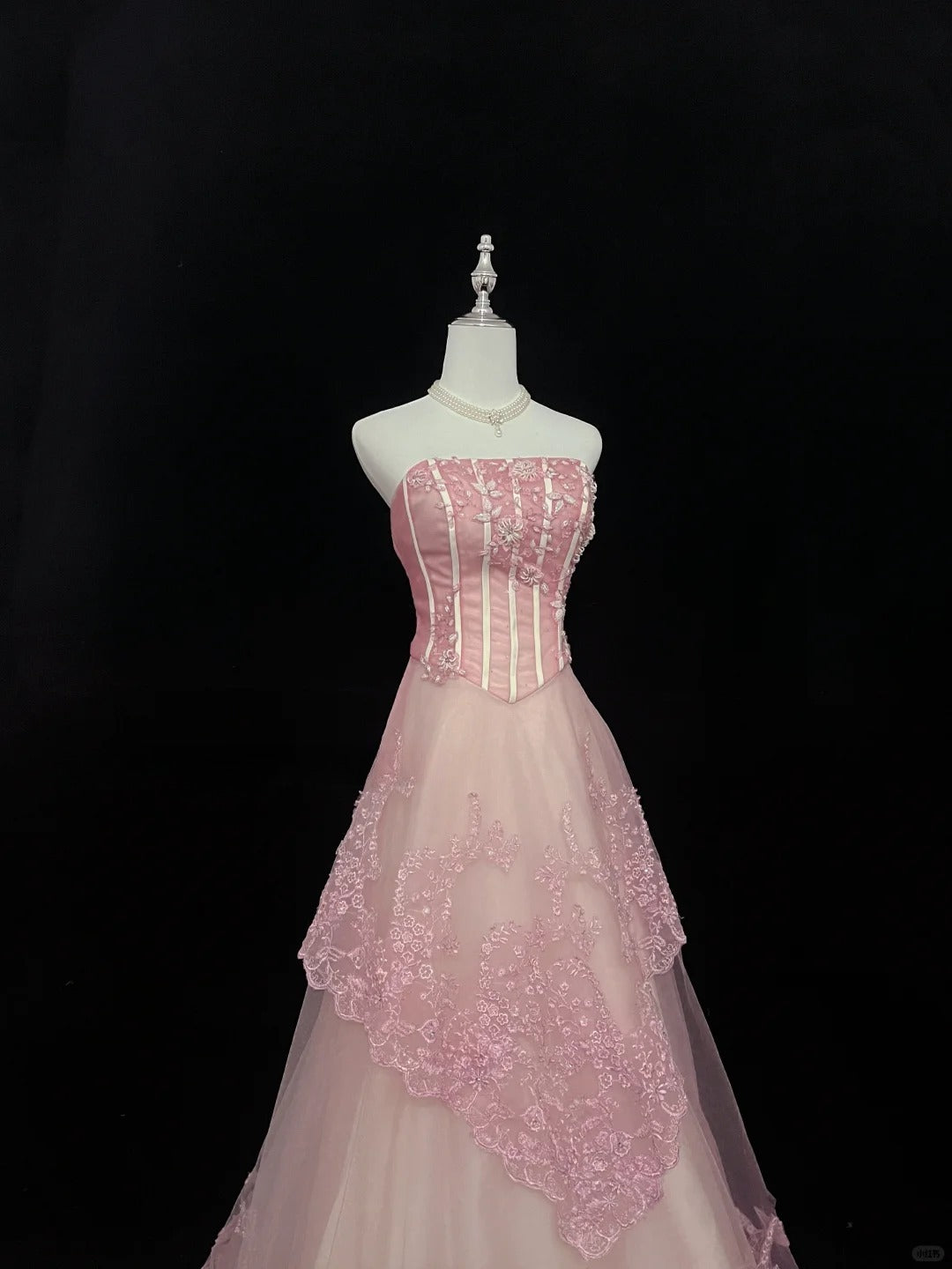 Sweet Prom Dress A Line Strapless Lace Evening Dress Birthday Party Dress Gala Dress D2711