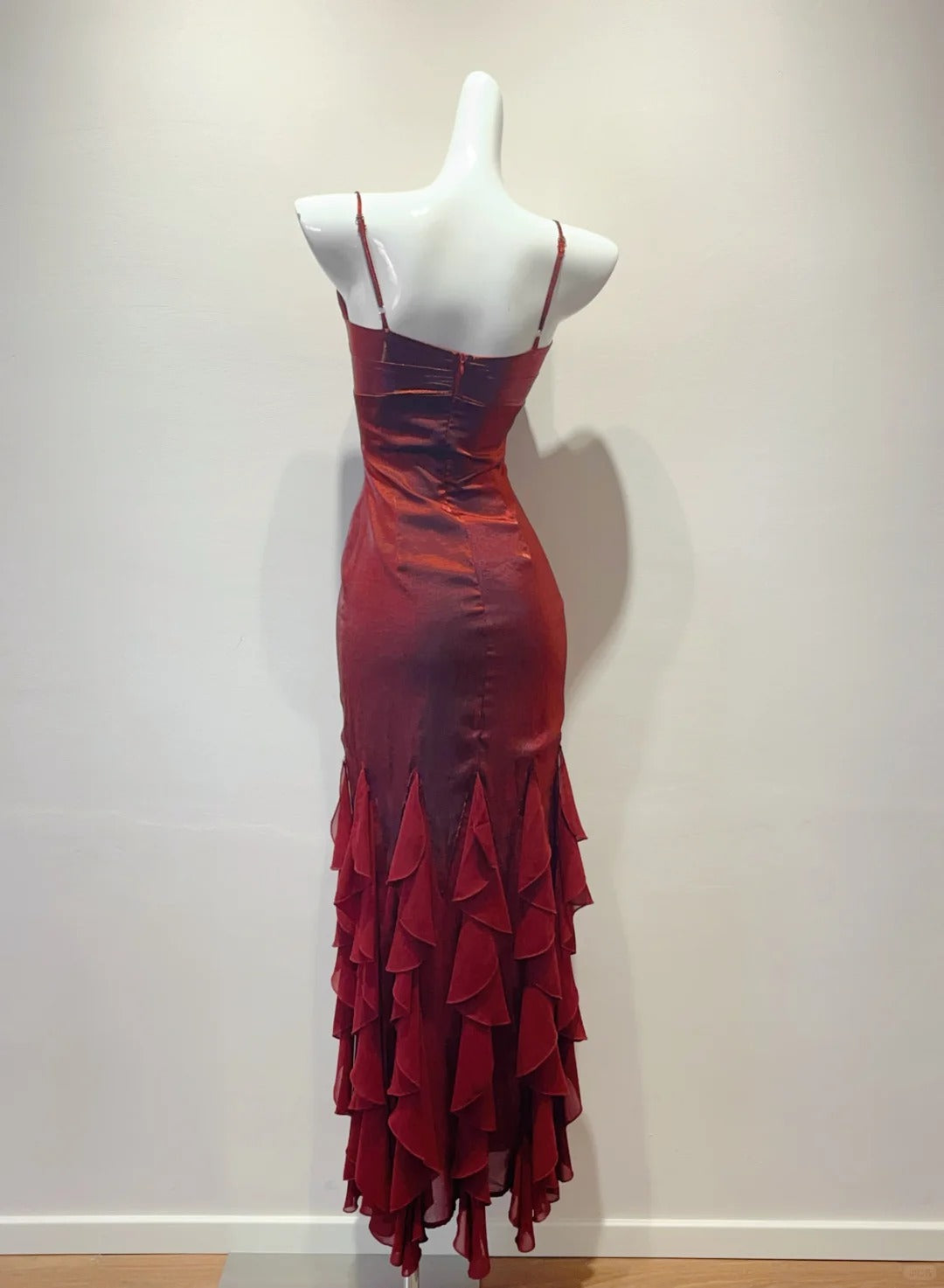 Charming Prom Dress Spaghetti Straps Ruffle Prom Gown Evening Dress Gala Dress D2724